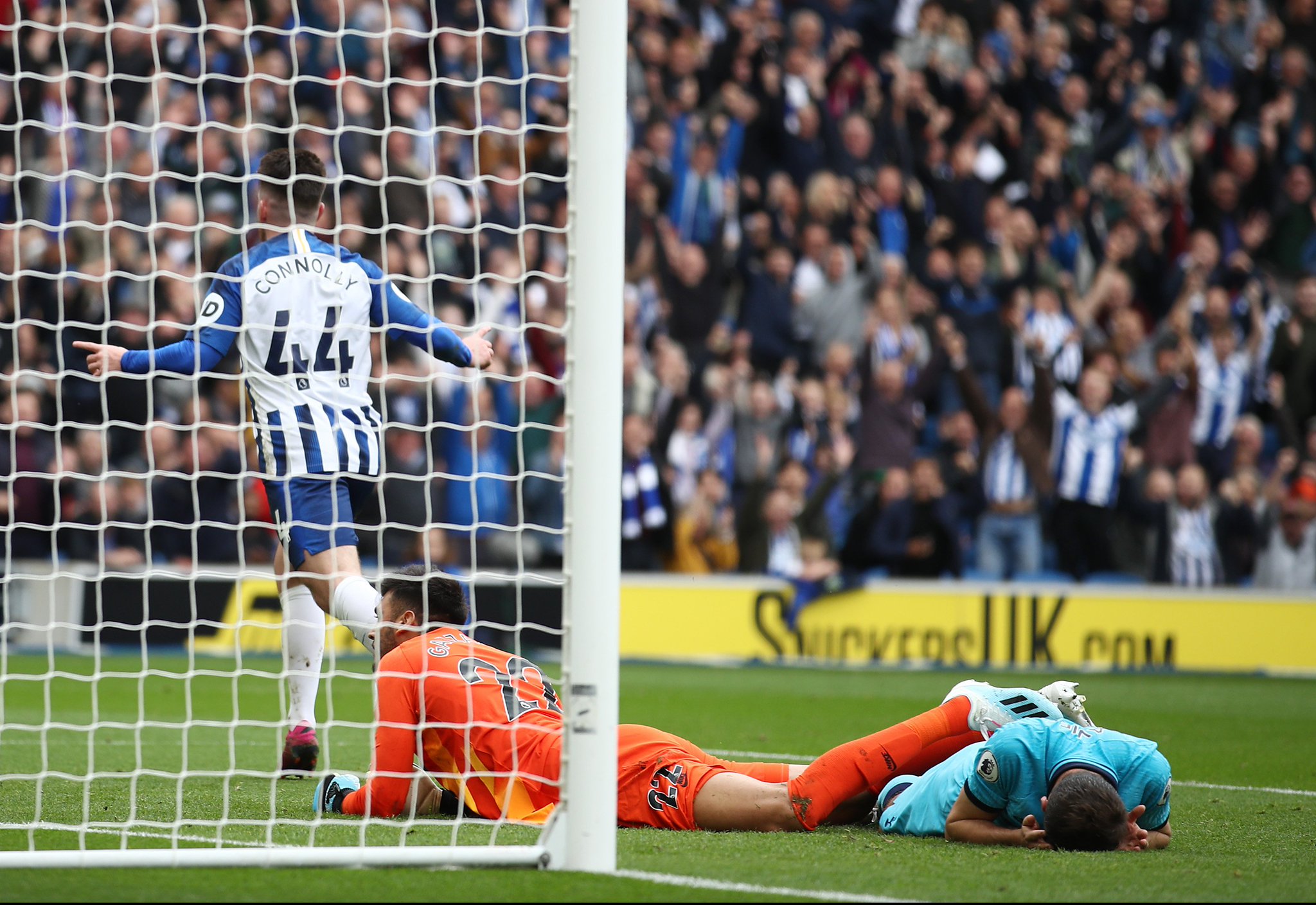 在中后卫位 在中后卫位